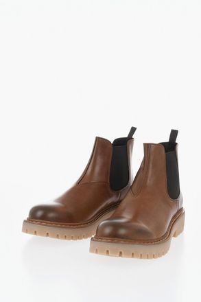 Prada Stivaletti Chelsea in Pelle con Suola Carrarmata Prada