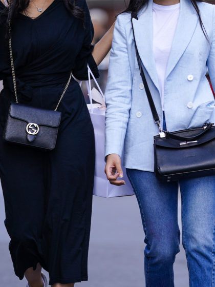 Piccoli lussi fashion in saldo: le migliori offerte online