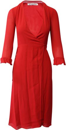 Reformation wikkeljurk in rode viscose