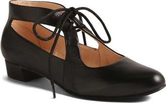 Django & Juliette Ewing Tie Low Heel in Black Leather/Black Heel at Nordstrom, Size 40