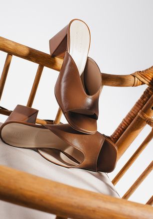 Wittchen Dames muiltjes van echt leer met blokhak, bruin