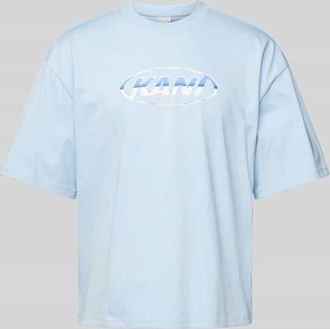 Karl Kani T-Shirt mit Label-Print in Hellblau, Gr&ouml;&szlig;e XXL