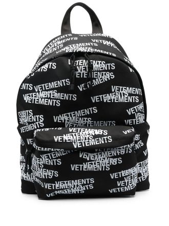 VETEMENTS Rugzak met logoprint - Zwart