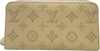 Louis Vuitton Pink Leather (Pre-Owned)