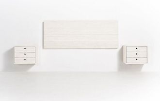 HOGAR 24 Cabecero Acabado Madera Maciza Natural + 2 Mesitas Flotantes Tres Cajones Acabado Blanco. Medidas Cabecero: 155 X 60 X 2 Cm