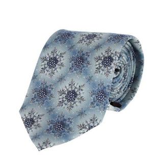 Trafalgar Store Big and Tall Clarence The Classy Snowflake Silk Holiday Necktie in Light Blue at Nordstrom