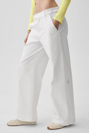 Alo | High Road Straight Leg Pants in White, Size: Medium
