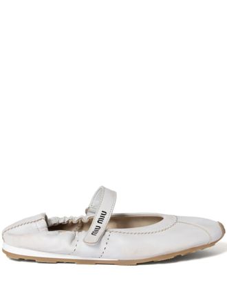 Miu Miu Leren ballerinas - Wit