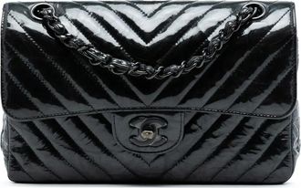 Chanel Borsa a spalla So Black Double Flap piccola in pelle verniciata con motivo chevron 2018 - Nero