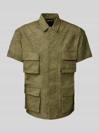 The Hundreds Freizeithemd mit Brusttaschen in Oliv, Gr&ouml;&szlig;e L