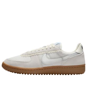Nike (WMNS) Nike Field General 82 Platinum Tint Silver Gum IH3573-099