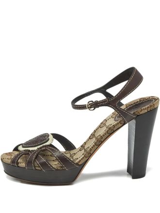 Gucci Hysteria heart-motif sandals - Brown