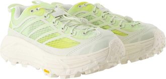 Hoka One One Unisex Mesh Grid Sneaker Green
