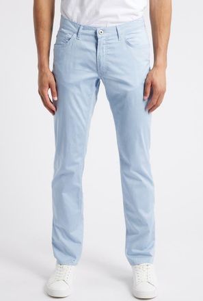 Brax Chuck U Modern Fit Stretch Cotton Pants in Cloud at Nordstrom, Size 32 X 34