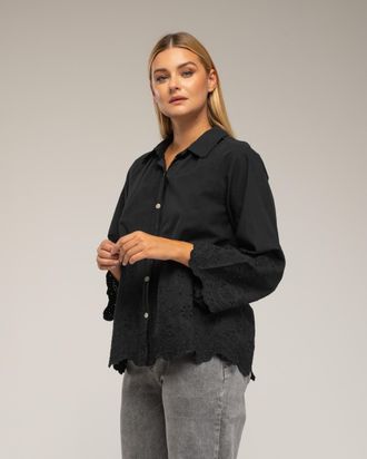 Tantra Overmaatse blouse met borduursel op de mouwen