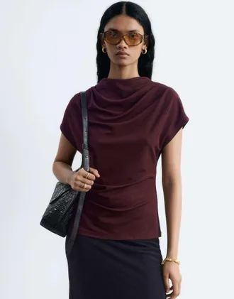 & Other Stories top arricciato a collo alto bordeaux-Rosso