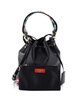 Valentino Garavani Geo Leather with Embroidered Detail bucket bag - Nero