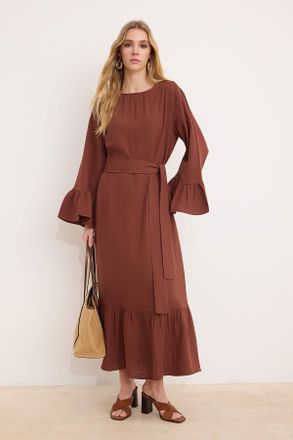 Trendyol Modest Dames Bruin Effen Maxi Lang Casual Skater Modest Jurken
