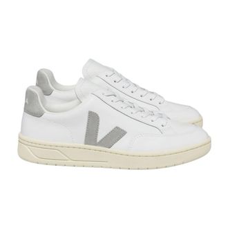 Veja Sneakers, male, White, 5 UK, Leather Trainers