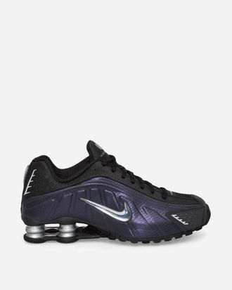 Nike Women s Shox R4 Sneakers Black / Metallic Silver