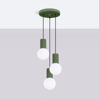 Wonderlamp L&aacute;mpara de techo verde con 3 esferas de cristal colgantes