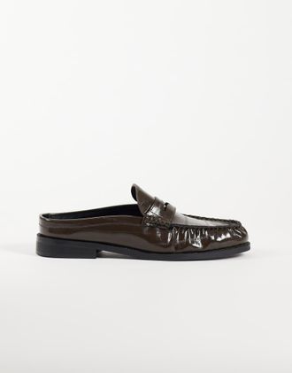 Asos mocassini mule penny con arricciature in pelle di anguilla marrone