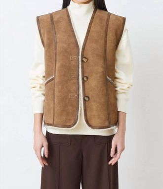 Suncoo Reversible Sheepskin Vest In Beige