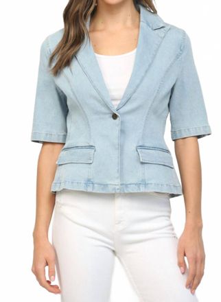 Fate Short Sleeve Blazer In Light Denim