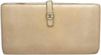 Chanel Pre-owned Wallets, female, Beige, Size: ONE SIZE Pre-owned Leather Wallet
