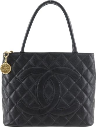 Chanel Black Grained Calfskin Tote Bag (Pre-Owned)