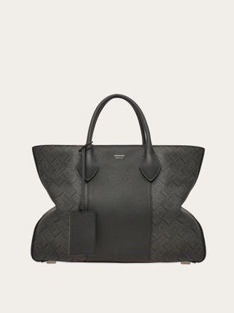 Ferragamo Women Star-shaped tote bag (L) Black