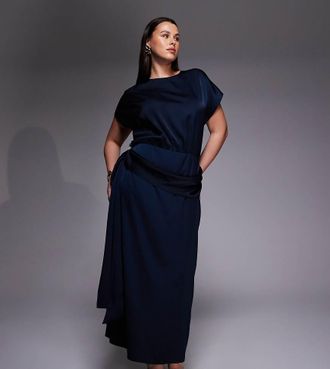 Asos Curve ASOS DESIGN Curve - Vestito lungo in raso blu navy con maniche con volant e vita drappeggiata