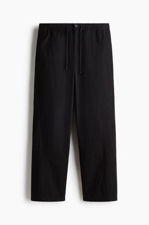 H&M Relaxed Fit Twisted Trousers in Black at Nordstrom, Size Xx-Large