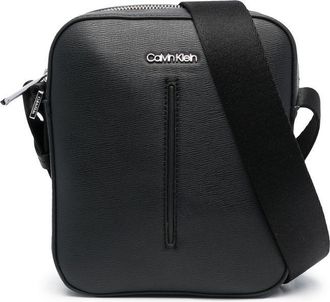 Calvin Klein logo plaque messenger bag - men - Polyester/Polyurethane - OS - Black