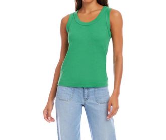Karen Kane Ribbed Scoop Neck Tank In Kelly Green