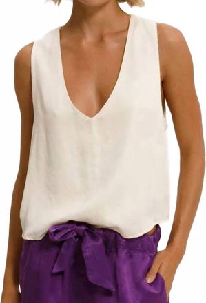 Cali Dreaming Womens Evie Tank Top In Mask Buff