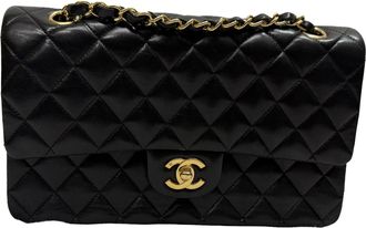 Chanel Chanel Medium Classic Double-Flap schoudertas in zwart lamsleer