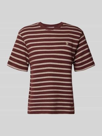 Review Strukturiertes T-Shirt mit Logostickerei auf der Brust in Schoko, Gr&ouml;&szlig;e XXL