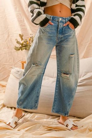 So Me Jackie Mid-Rise Distressed Barrel Jeans In Medium Wash Denim