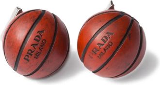 Prada Orecchini a forma di pallone da basket - Marrone