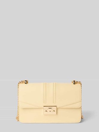Seidenfelt Manufaktur Crossbody-Bag in Leder-Optik Modell Roros East-West in Hellgelb, Gr&ouml;&szlig;e 1