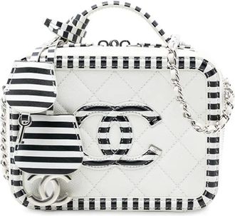 Chanel Borsa a tracolla CC Filigree piccola in pelle Caviar 2019 - Bianco