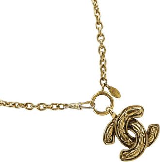 Chanel Vintage Quilted Cc Pendant Necklace Metal _Plated Jewelry (Pre-Owned)