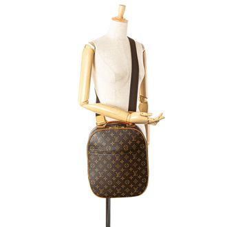 Louis Vuitton Cite Schoudertas