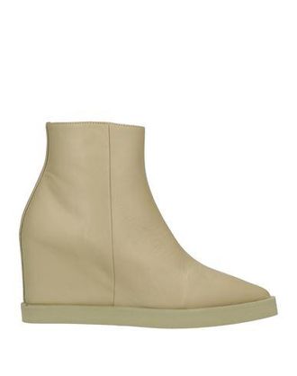 Equitare LEVI