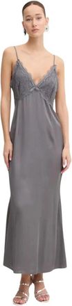 Never Fully Dressed Reha Jurk - Dames - Maxi kleedjes - Grijs - XS - Satijn - Kleedjes