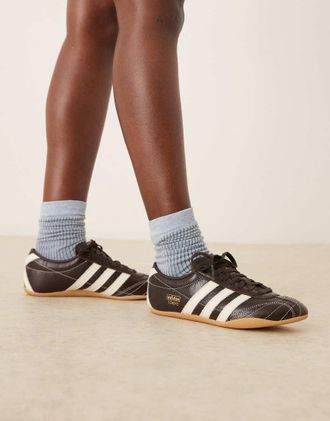 adidas Originals Tokyo - Sneakers marroni con cuciture bianche-Marrone
