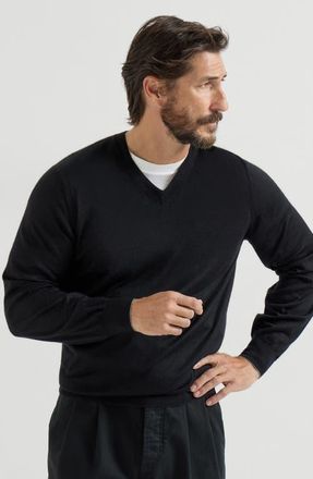 Brunello Cucinelli Cashmere and silk lightweight sweater in Black at Nordstrom, Size 48 It