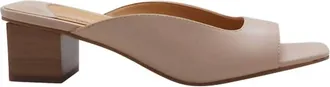 J. Rene&eacute; Womens Daicy Sandal In Nude Kidskin