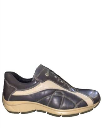 GBX Mens Slip On Walking Shoes In Black/beige
